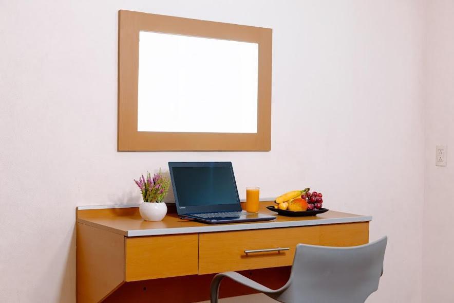 Kasa Hotel & Suites Irapuato Luaran gambar